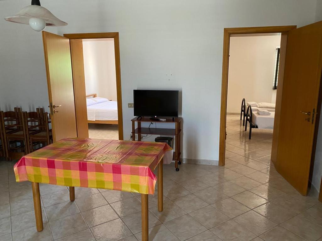 Casa Vacanze Foce Varano Apartment Екстериор снимка