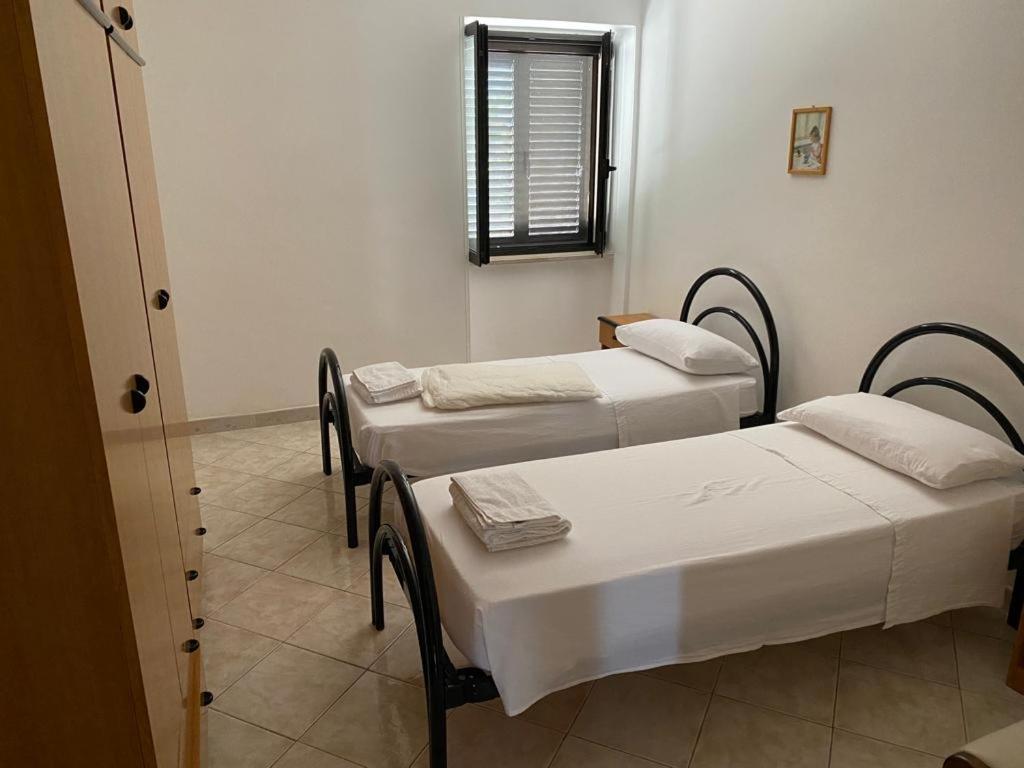 Casa Vacanze Foce Varano Apartment Екстериор снимка